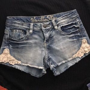 Cute jean shorts with lace